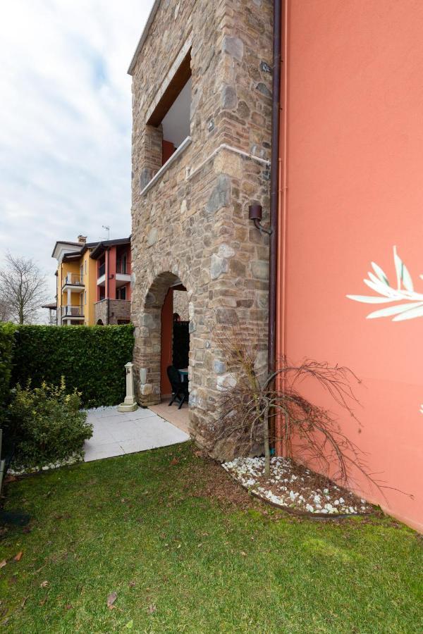 Appartamento Essenza Sirmione Exterior foto